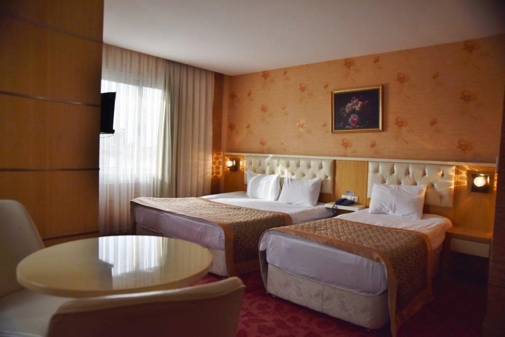 Adana Park Hotel Exterior foto